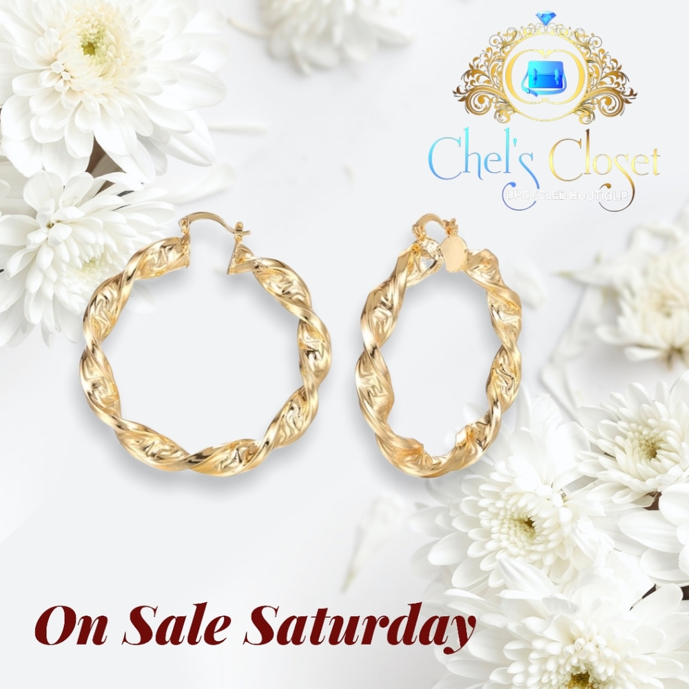 GOLD  Swirl Earrings